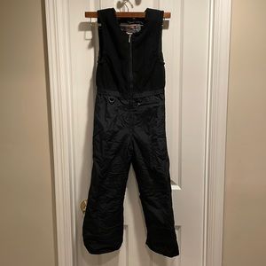 Obermeyer grow a long size 6 black ski bib snowboard pants fleece zip upper